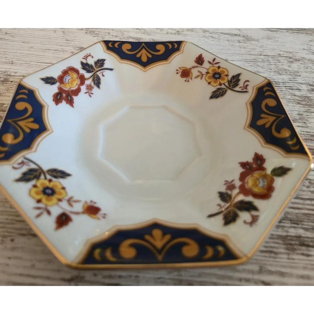 Mikasa Far East L6104 Saucers Set of 2 Octagonal Fine China Japan Cobalt Gold